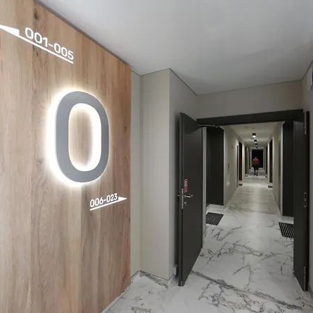 Black & Pink A020 - Apartment