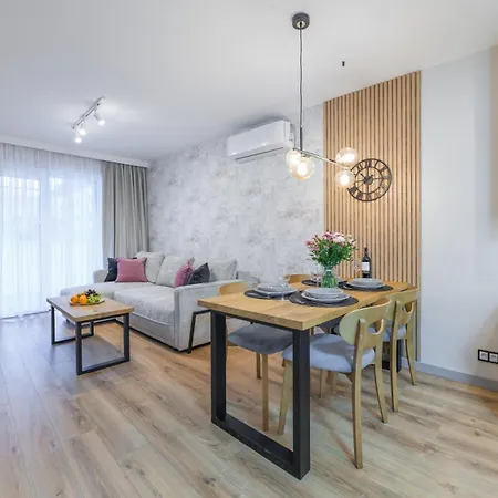 Black & Pink A020 - * Kolberg