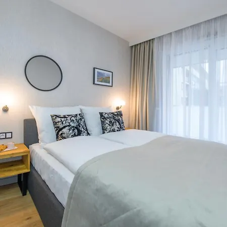 Appartamento Black & Pink A020 - *